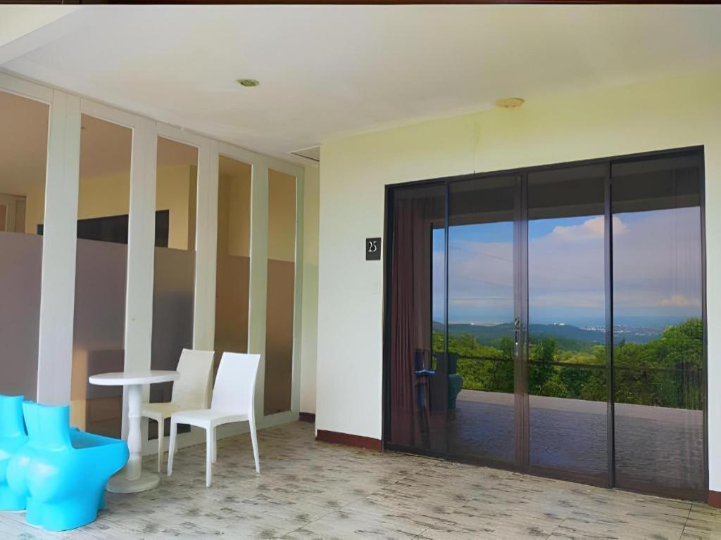 Ultra Winds Mountain Resort (Adults Only) Cagayan de Oro Exterior photo