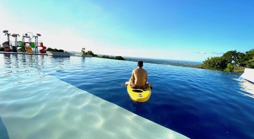 Ultra Winds Mountain Resort (Adults Only) Cagayan de Oro Exterior photo