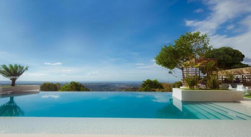 Ultra Winds Mountain Resort (Adults Only) Cagayan de Oro Exterior photo